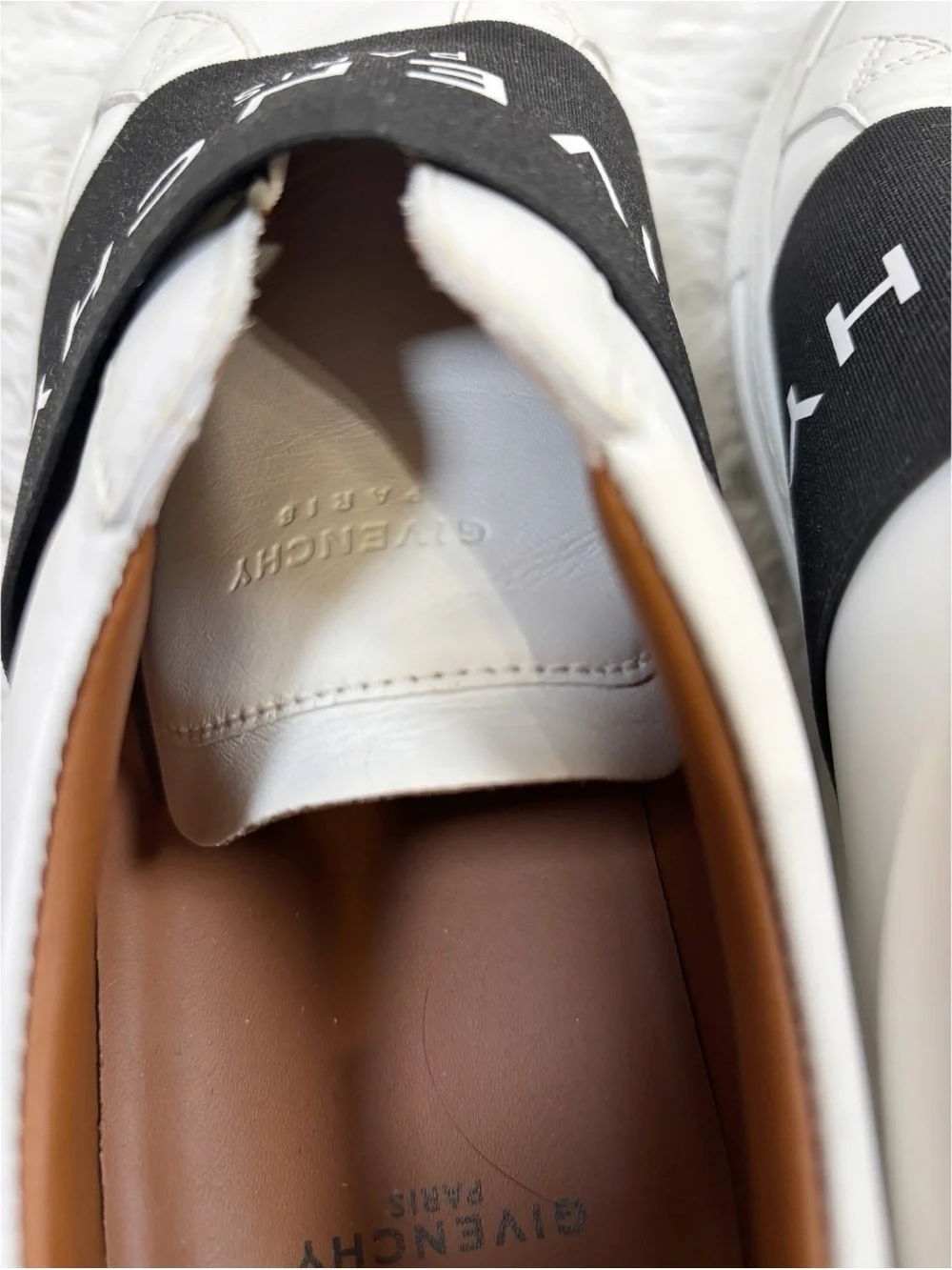Givenchy‎ White Leather Slip-Ons sneakers with Black Logo Strap size 38 1/2